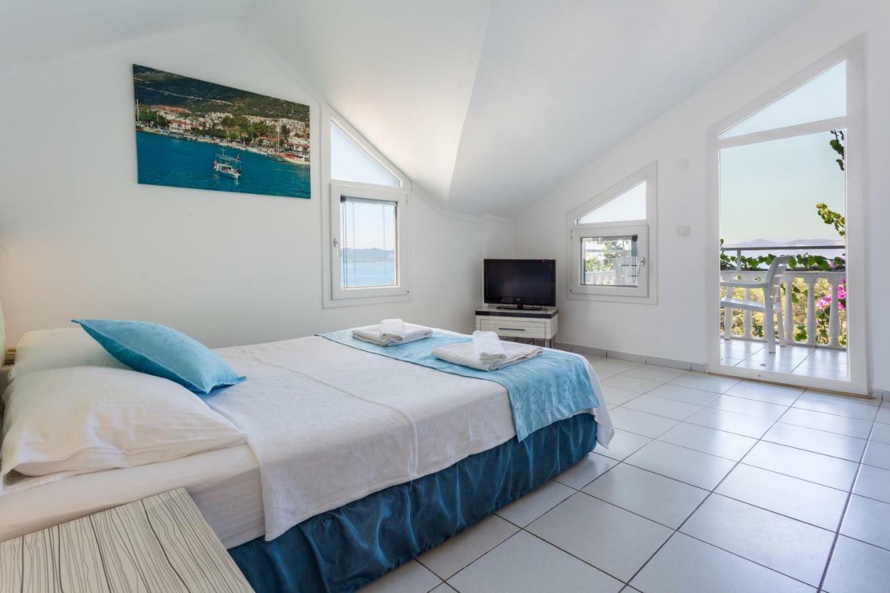 Hotel Koza Kaş Ngoại thất bức ảnh